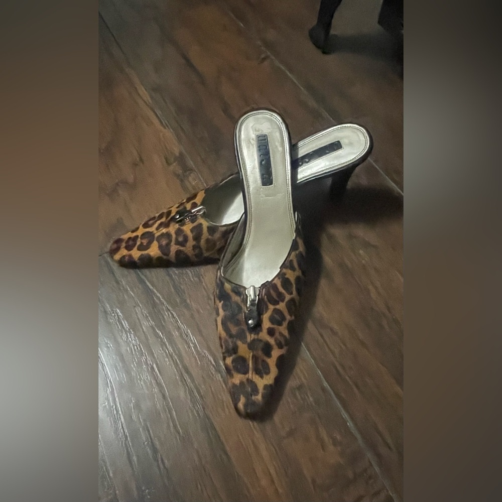 Gorgeous Dark Brown Leopard Pointed-Toe 3 1/2” Heeled Mules Calf Hair Leather